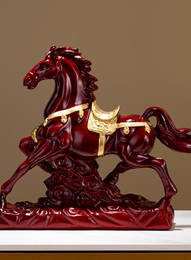风水招财红色马到成功摆件