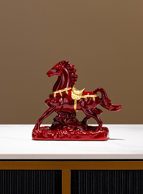 红色招财马踏祥云老板办公室摆件
