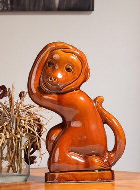 唐三彩猴子摆件陶瓷猴子十二生肖黄色猴子客厅卧室工艺品生日礼物