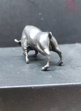 华尔街铜牛摆件金牛气冲天工艺品办公室桌牛市全黄铜牛摆件装饰