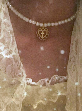 Short hollow peach heart clavicle chain 项链镂空桃心锁骨链女