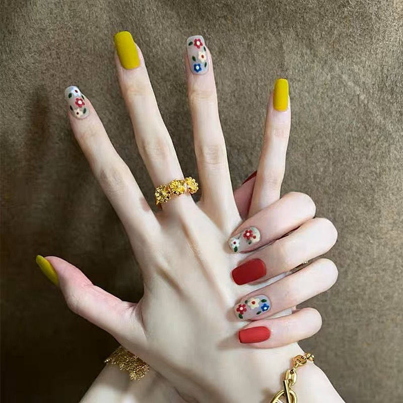 2025新款少女温柔指尖冬季新款鸳鸯小雏菊新娘美甲穿戴孕妇美甲,淘宝优惠券,粉丝福利购,淘宝优惠卷