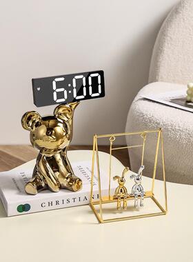 创意解压桌面秋千熊装饰网红客厅书房书架装饰孩子的生日礼物