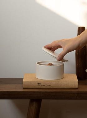 木墨生活 亚白扩香盒 卧室摆件持久留香扩香器香水香薰摆件扩香石