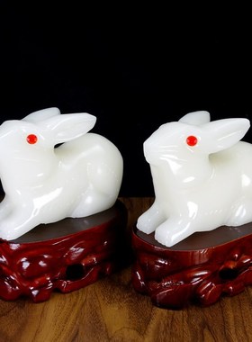 L十二生肖兔子摆件天然白玉石家居客厅玄关酒柜店铺兔儿爷玉雕装