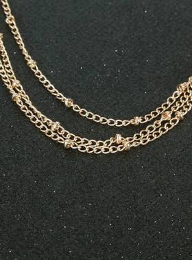 -Temperament simple style design golden collarbone chain mul