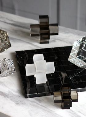 现代简约玻璃艺术摆件客厅书房办公室桌面创意样板间家居软装饰品