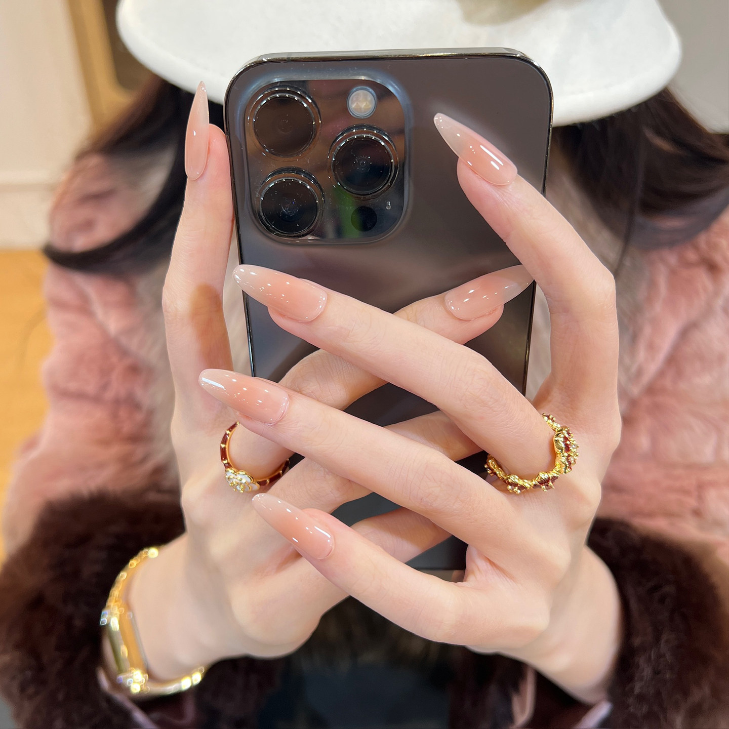 植兔纯手工冰透渐变裸色美甲穿戴甲拍婚纱照中长款高级感指甲贴片,淘宝优惠券,粉丝福利购,淘宝优惠卷