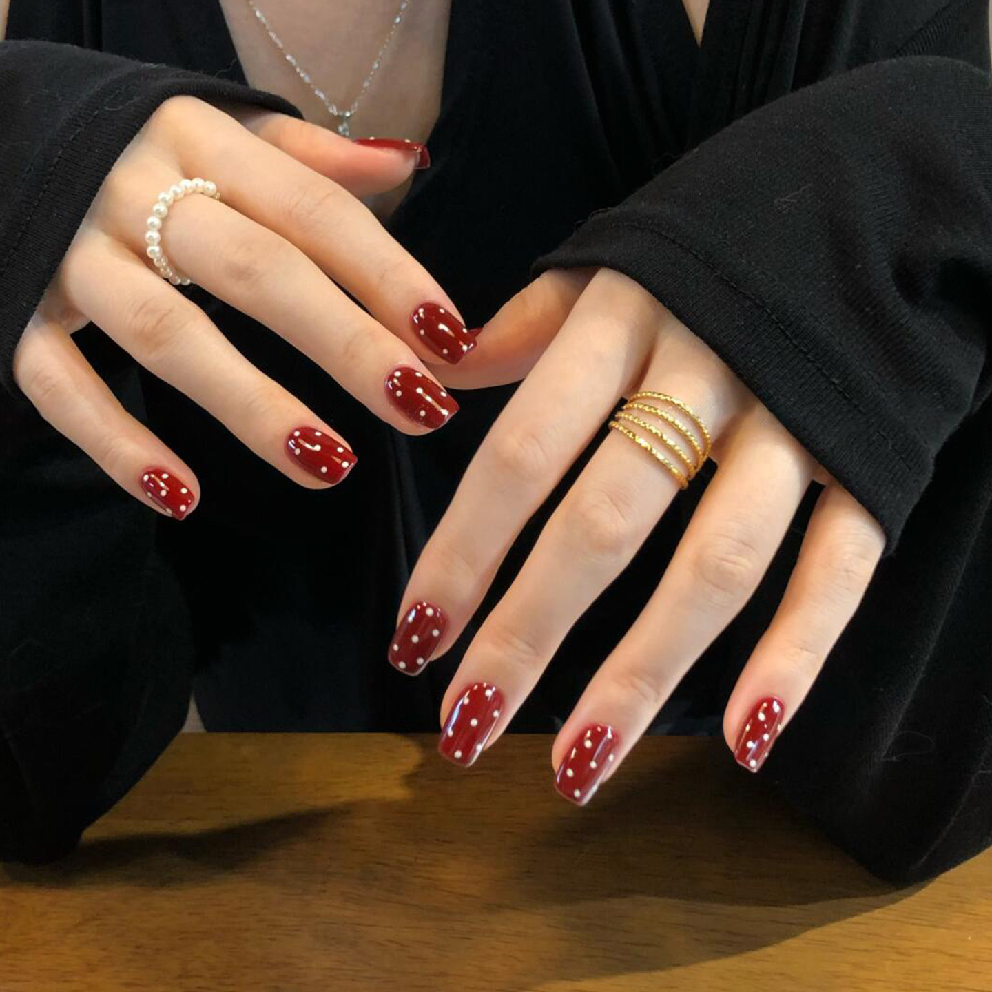 植兔手工穿戴甲2026新款高级感新年正红色美甲显白纯色车厘子成品,淘宝优惠券,粉丝福利购,淘宝优惠卷