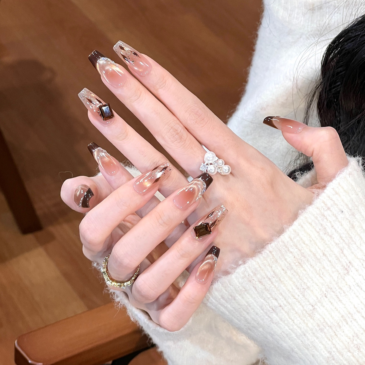 植兔金秋豹纹美甲穿戴甲中长款焦糖奶咖猫眼秋冬美甲显白高级贴片,淘宝优惠券,粉丝福利购,淘宝优惠卷