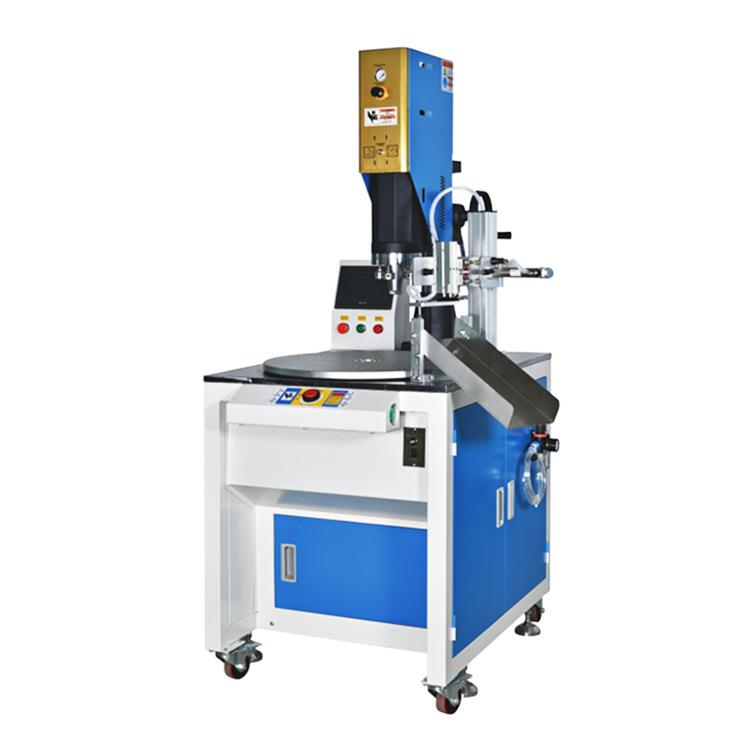Fully automatic high-frequency multi-station turntable ultrasonic plastic welding machine intelligent equipment turntable machine plus manipulator