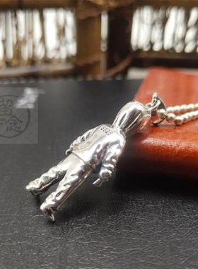 (Astronaut Neckl men and women simple astronaut pendant hip