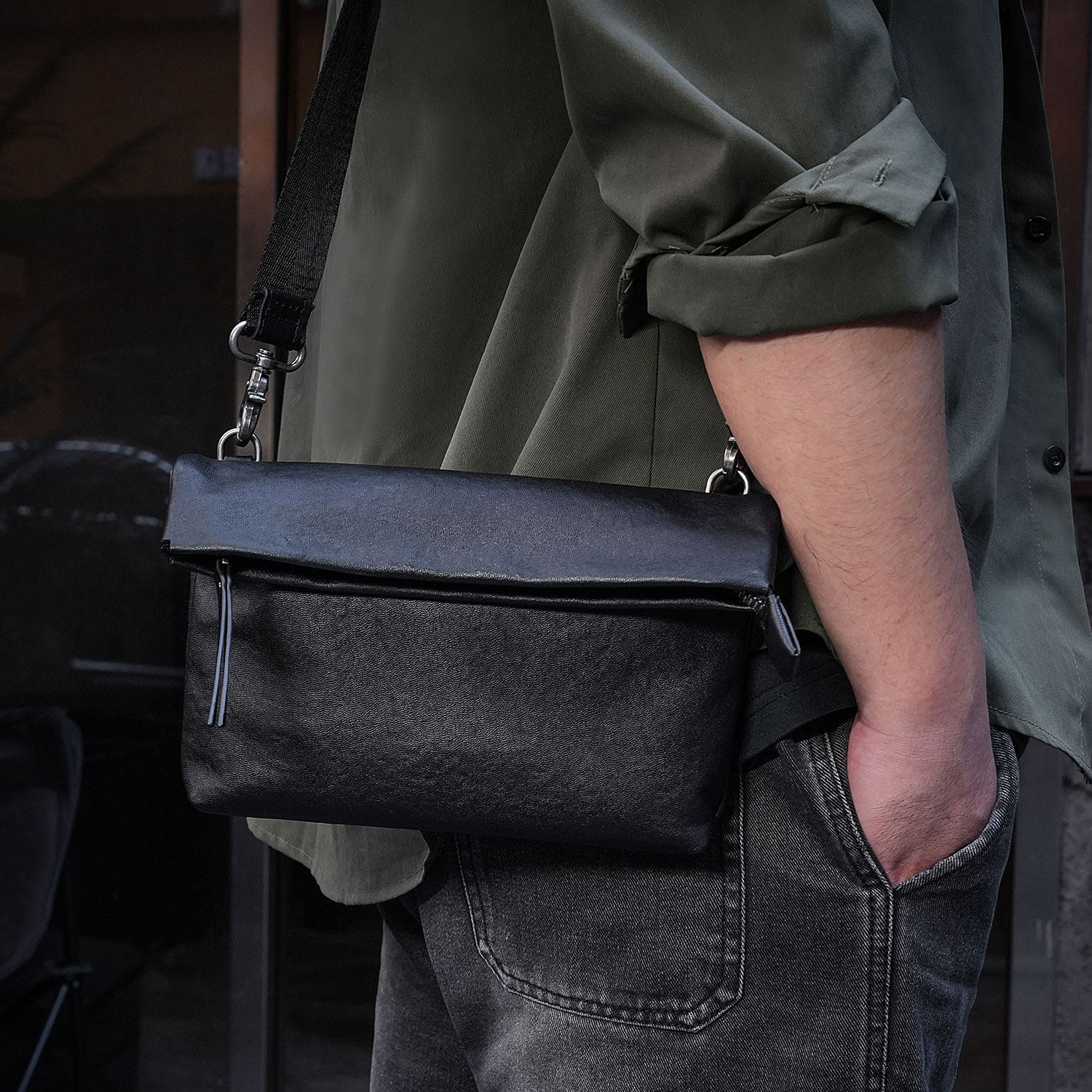 鹿师傅真皮2025新款男士斜挎包高端小挎包休闲单肩包牛皮小包男包,淘宝优惠券,粉丝福利购,淘宝优惠卷