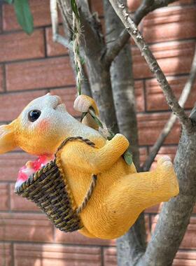 可爱动物攀登小兔子壁挂民宿户外花园摆件庭院爬树上造景管道装饰