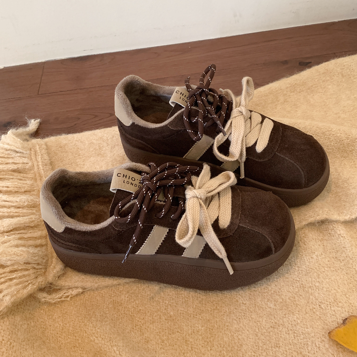 Chio2nd南风 4CM增高休闲鞋加绒运动鞋厚底鞋子女新款秋冬德训鞋 - 图2