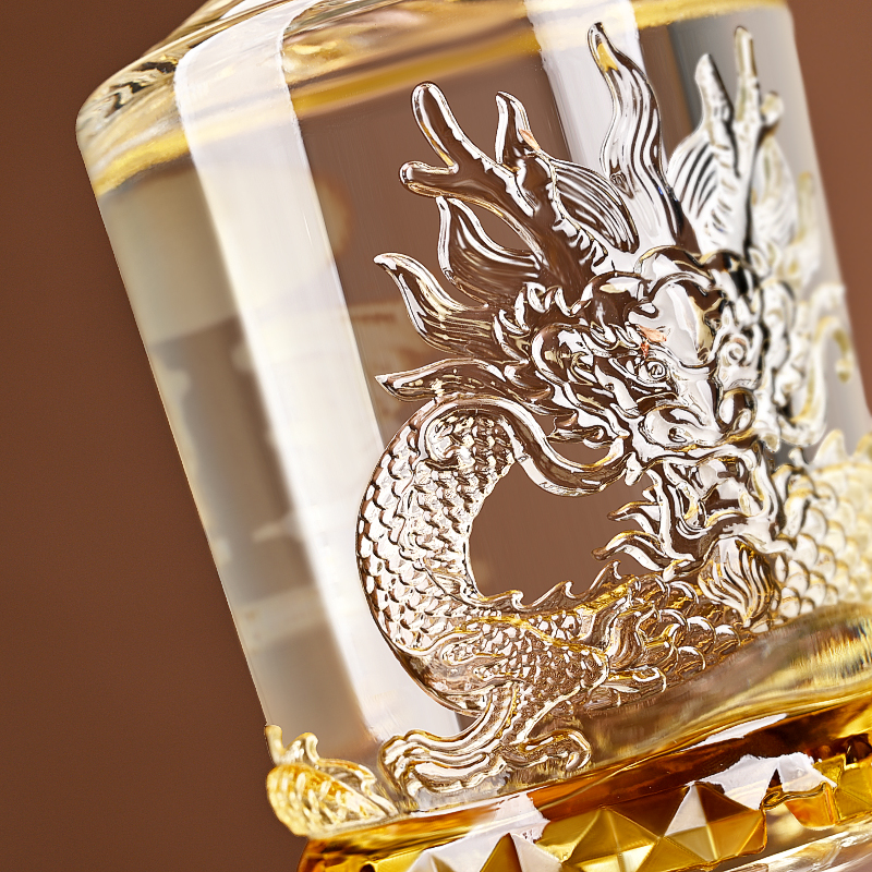 五粮液股份出品一尊天下盛世佳品浓香型52度白酒500ml/瓶包装礼盒