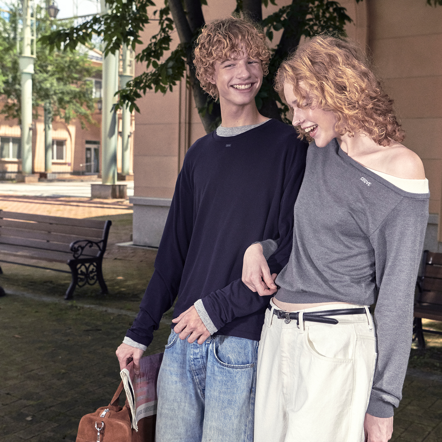 【博主同款】GROVE2025FW秋季新款长袖斜肩套头针织衫女 GF5KN04C - 图3