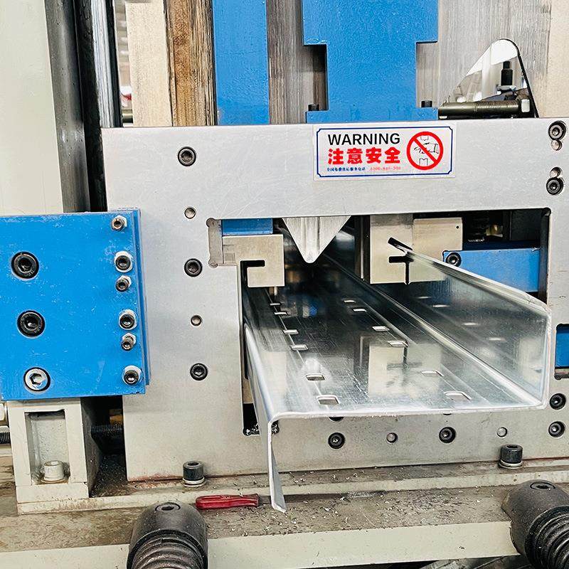 镀锌Z型钢建筑工程屋面支架用镀锌钢材冷弯Z型钢工业z型钢,淘宝优惠券,粉丝福利购,淘宝优惠卷