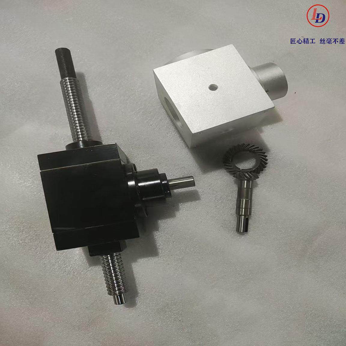 锥齿轮丝杆升降机螺旋升降器5T-100T重型升降装置工业传动设备,淘宝优惠券,粉丝福利购,淘宝优惠卷