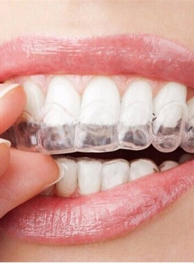 2 Pieces of Professional Mouth Guard, Safe Soft Food Silicon