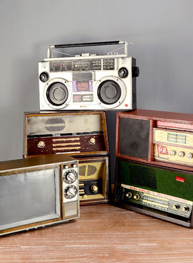 复古怀旧老式铁皮录音机收音机电视机模型摆件拍摄影视道具装饰红