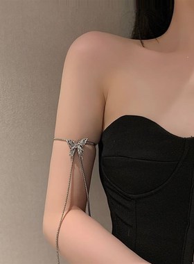 2023新款蝴蝶项链抽拉调节腰链轻奢小众毛衣链胸链高级感颈链配饰