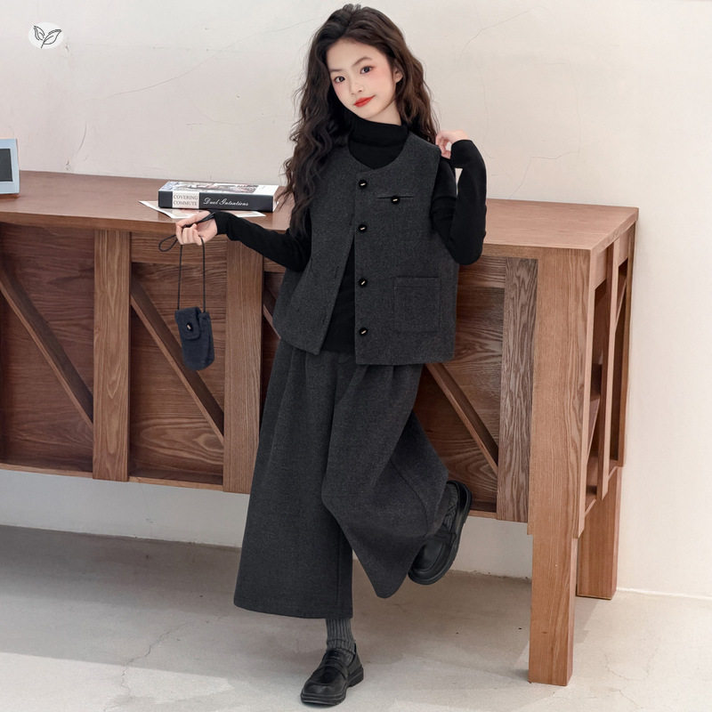 新年服装女童韩系穿搭一整套2026女孩大童洋气冬装毛呢马甲三件套,淘宝优惠券,粉丝福利购,淘宝优惠卷