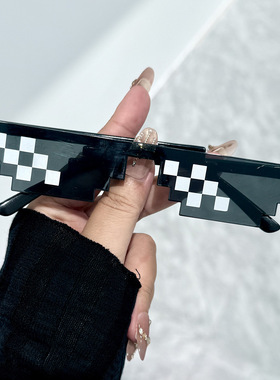 像素马赛克打码墨镜搞笑表演眼镜二次元道具恶搞沙雕道具太阳眼镜