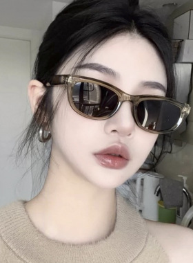 复古猫眼黑色辣妹欧美墨镜女高级感小脸防紫外线防晒太阳眼镜潮