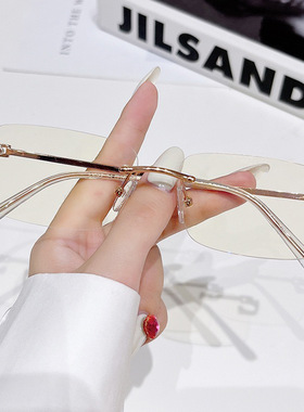 新款韩版素颜无框眼镜架高级感网红同款防蓝光眼镜女可配近视眼镜