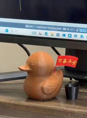 红土鸭摆件万事平安红土鸭子桌面客厅玄关摆件乔迁礼物工位摆件
