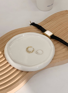 饰品首饰展示盘陶瓷盘摆件 云朵装饰香薰蜡烛托盘收纳盘 拍照道具