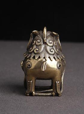 直销新款纯黄铜复古做旧甪端踏蛇神兽香熏炉居家中国风古玩摆件招