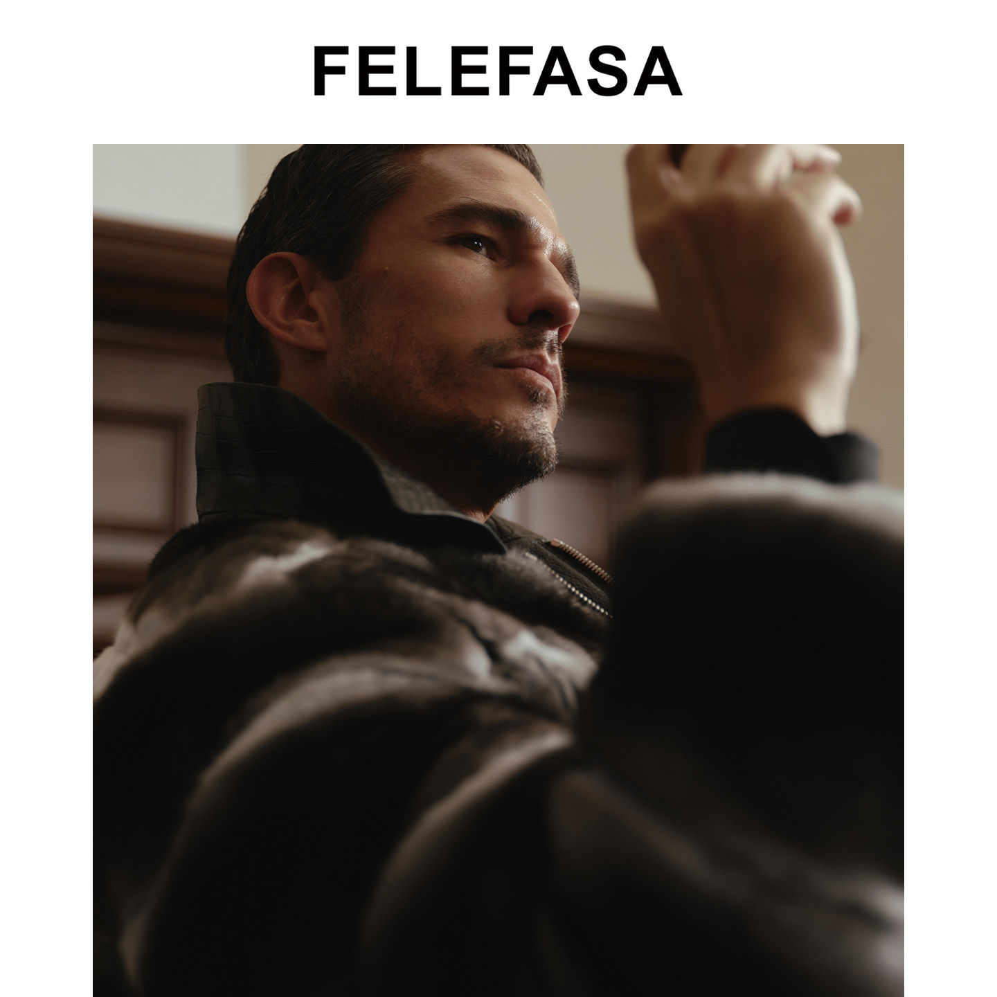 FELEFASA斐梵萨25冬男装 青紫蓝拼鳄鱼皮翻领皮草夹克外套,淘宝优惠券,粉丝福利购,淘宝优惠卷