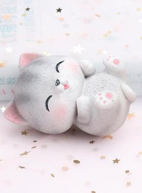 新款直销创意树脂工艺品猫咪蛋糕摆件猫咪汽车摆件可爱萌宠装饰生