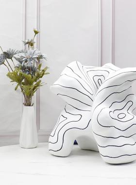 现简象约黑白线条1抽树脂雕塑摆件样板房售楼处书房代饰客厅软装