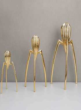 直销新款现代轻奢电镀章鱼金属摆件样板间办公室客厅玄关电视柜家