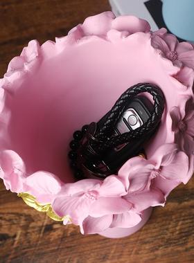 直销新款简约抽象女孩花瓶客厅电视柜装软装饰品样板房餐厅树脂工