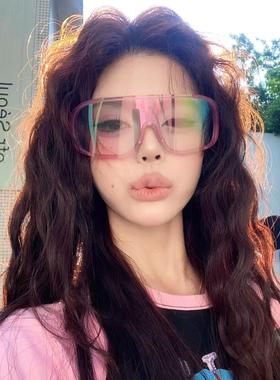 新款户外运动粉色骑行镜高级感日夜两用变色登山骑行防紫外线墨镜