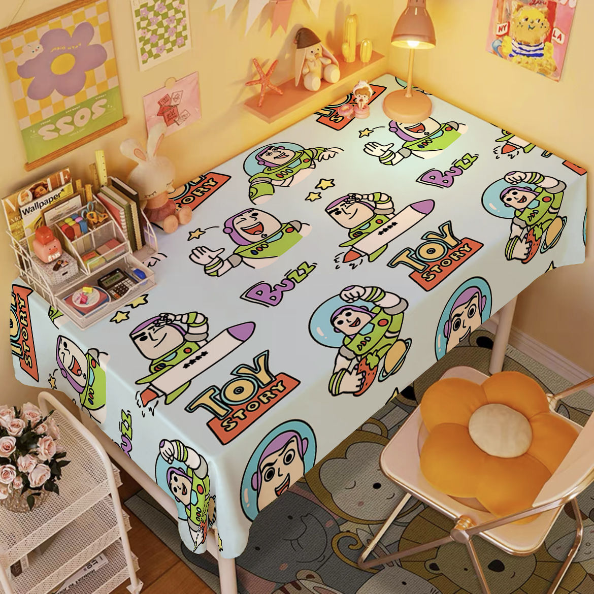 玩具总动员桌布卡通巴斯光年儿童书桌布宿舍电脑桌垫卧室化妆台布 - 图1