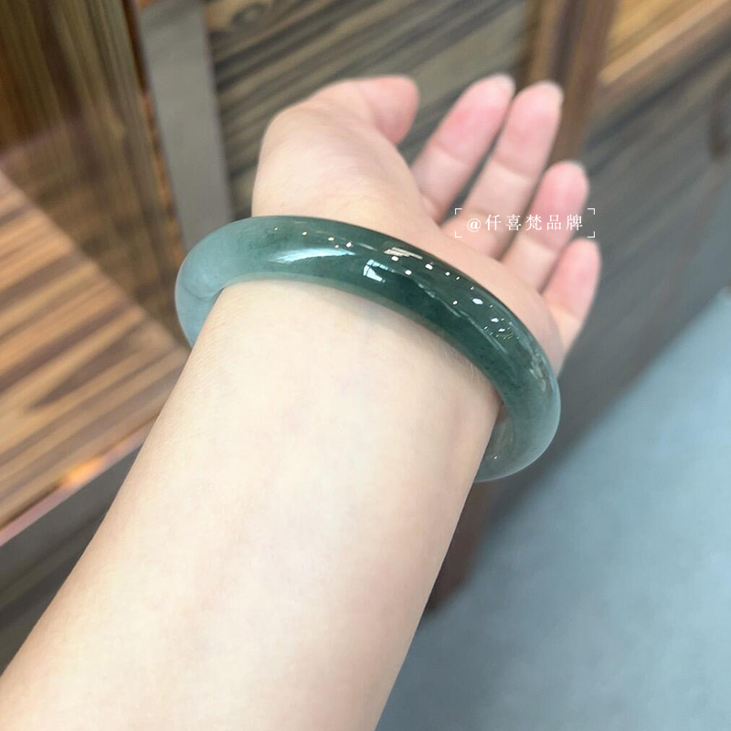 仟喜梵"烟柳画桥"高端缅甸翡翠玉手镯子女款冰透飘花油青贵妃处理