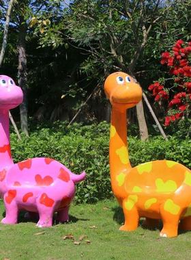 玻璃钢卡通奶牛动物座椅雕塑户外幼儿园景观商场大型落地摆件装饰