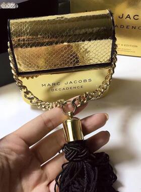 样板房梳妆台彷真护肤品套装饰品样板间衣帽间化妆品拍摄影视道具