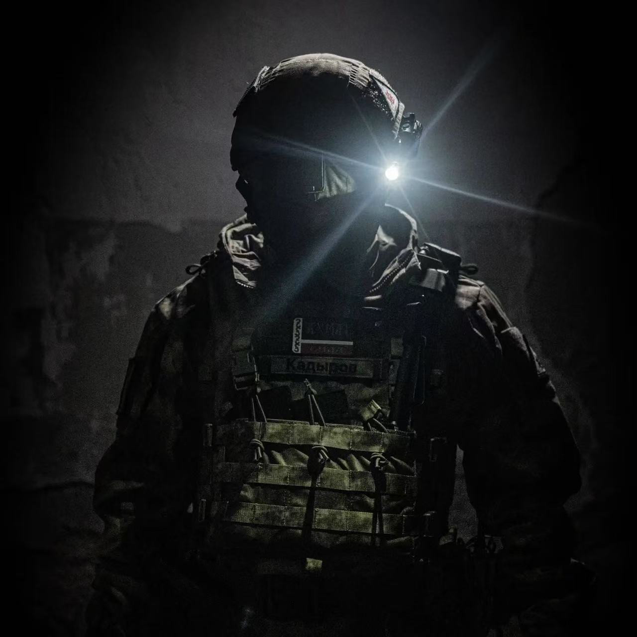 NITECORE奈特科尔EDC23EDC25EDC27战术头盔支架配件强光手电配件