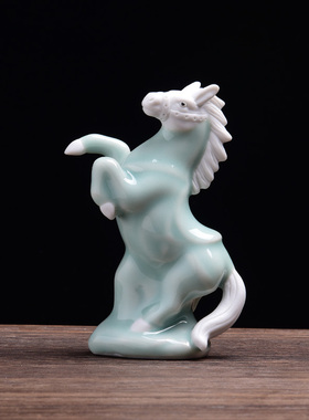 陶瓷牛摆件招财镇宅家居客厅装饰品可爱十二生肖小水牛办公转运