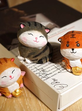 元宝招财萌宠手工木雕小摆件柴犬猫咪木质创意治愈桌面装饰品