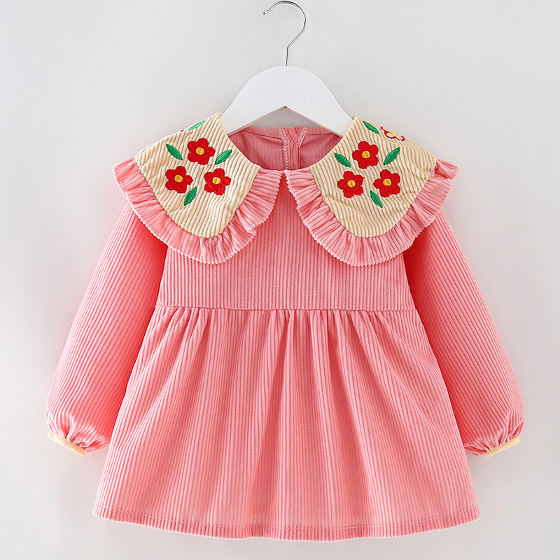 Baby girl smock, little princess outer wear, fashionable apron, autumn and winter children's eating clothes, baby waterproof and anti-dirty rice bib