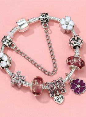 新 红色水晶珠与草莓花朵吊坠女士手链 嘴唇串珠精美镀银925手链