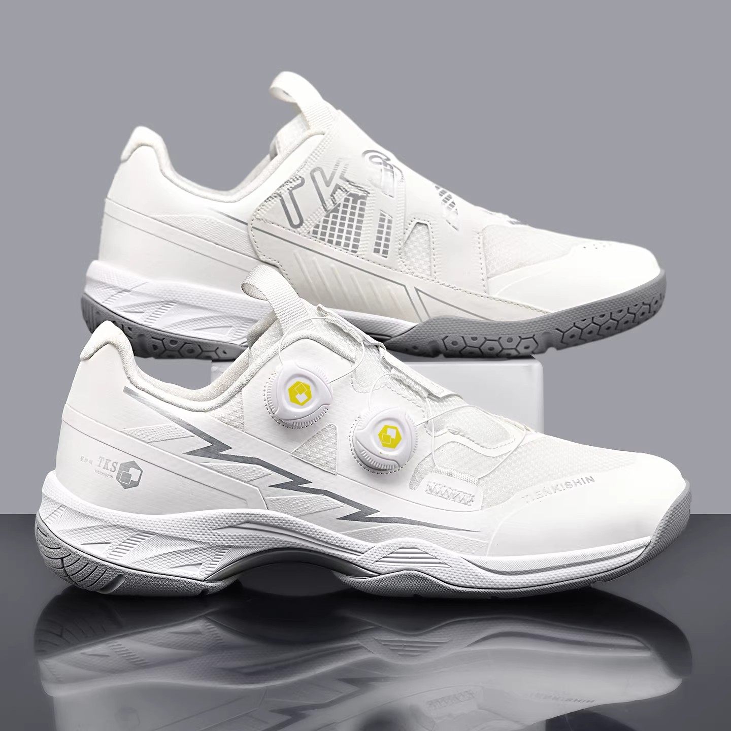 德国男款专业比赛羽毛球训练鞋旋转纽扣碳板运动鞋户外轻便网球鞋,淘宝优惠券,粉丝福利购,淘宝优惠卷