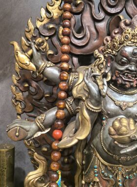 白玛哈嘎拉/六臂白怙主/白六臂/38cm尼泊尔手工鎏金佛像供奉摆件